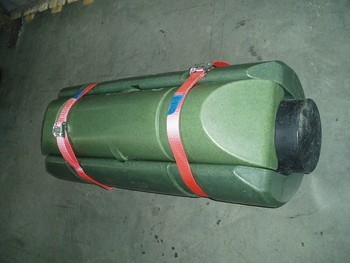 float fixed by straps